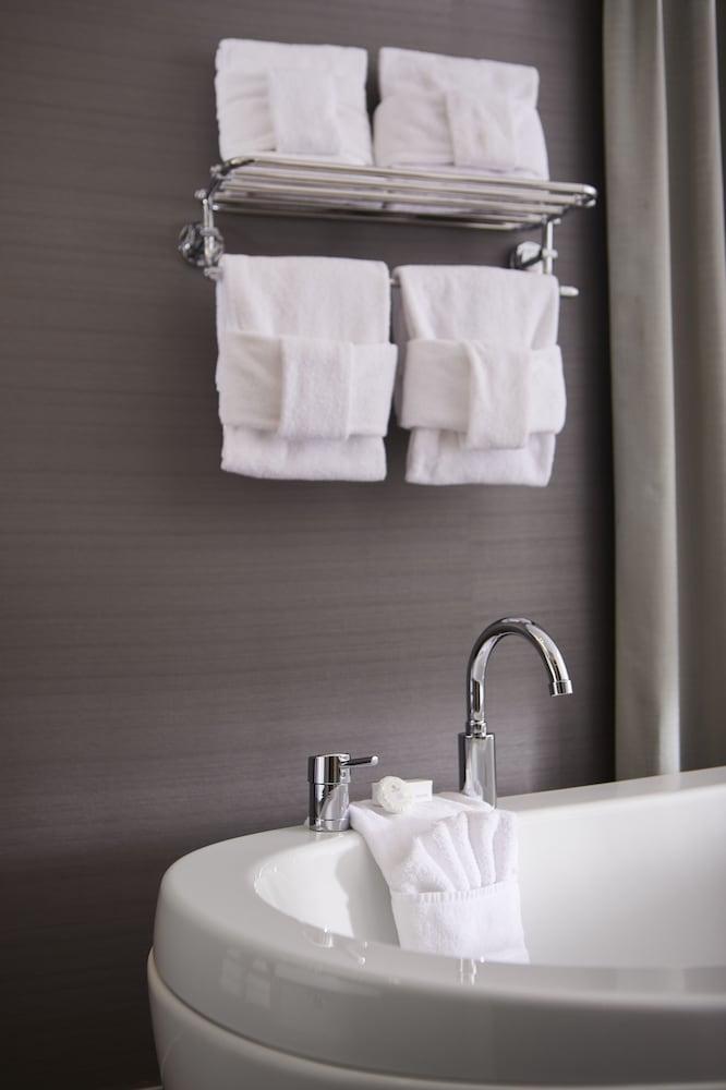 Hotel Cofortel Quebec City